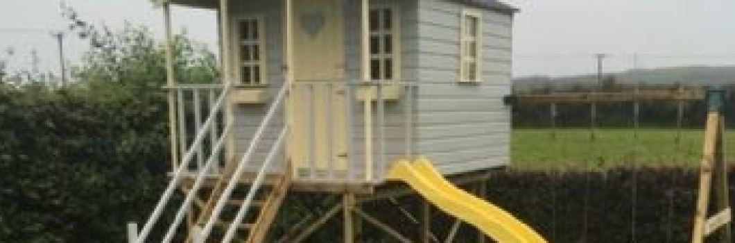 McT Woodproducts; Tree Houses - Steel Roof