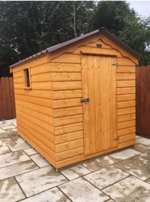 Deluxe Sheds - Steel Roof